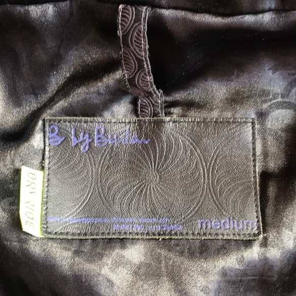 Women Burton Snow Jacket - Picture 2 of 5